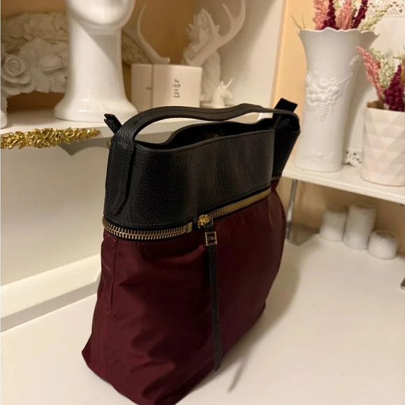 Gianni Chiarini
Leather handbag Very good condition Burgundy, Leather - Picture 2 of 14